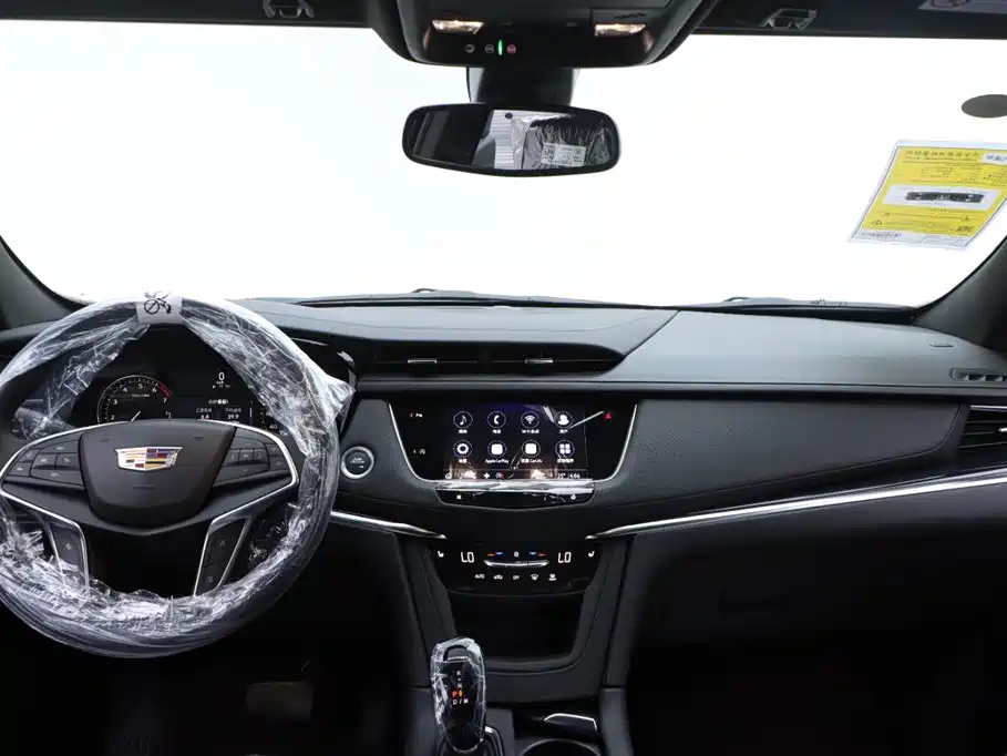 CADILLAC XT5 2024