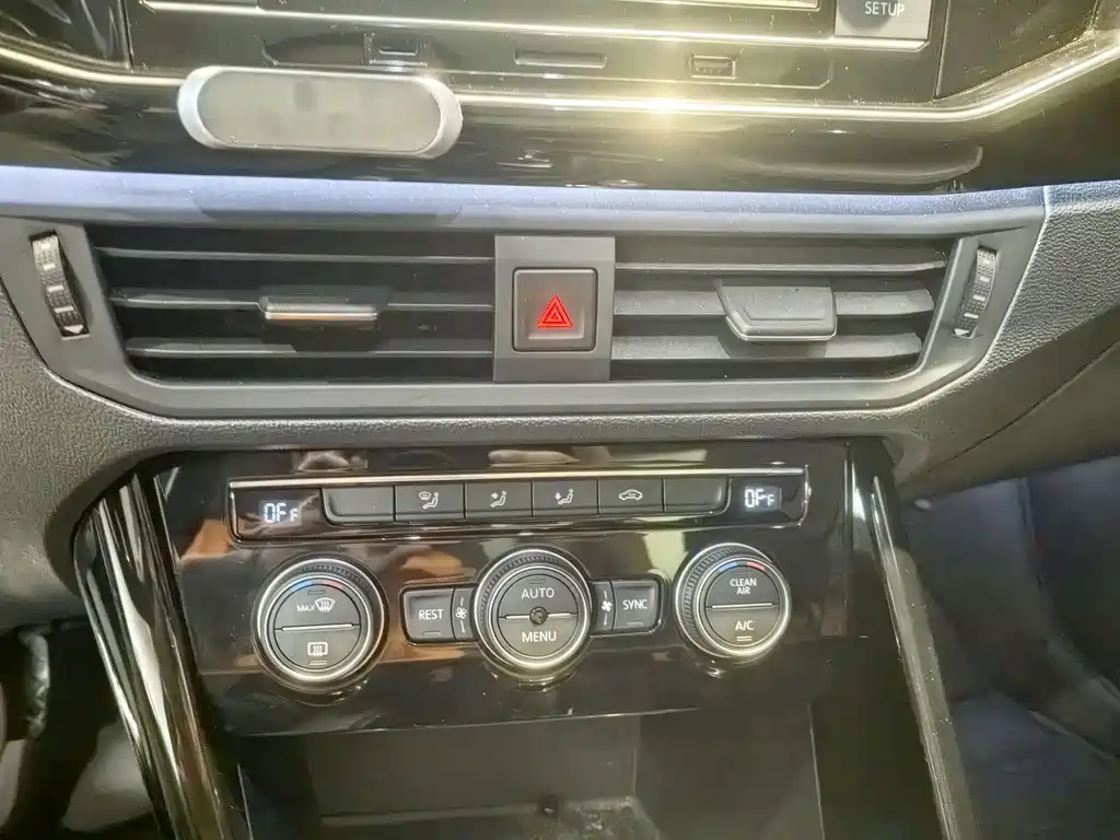 VOLKSWAGEN TAYRON 2020