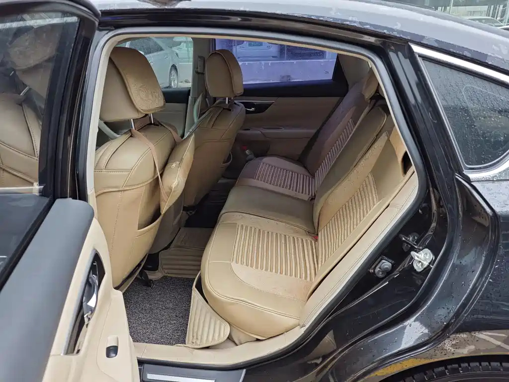 NISSAN TEANA 2018