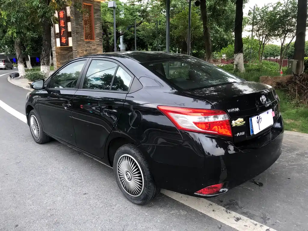 TOYOTA VIOS 2015