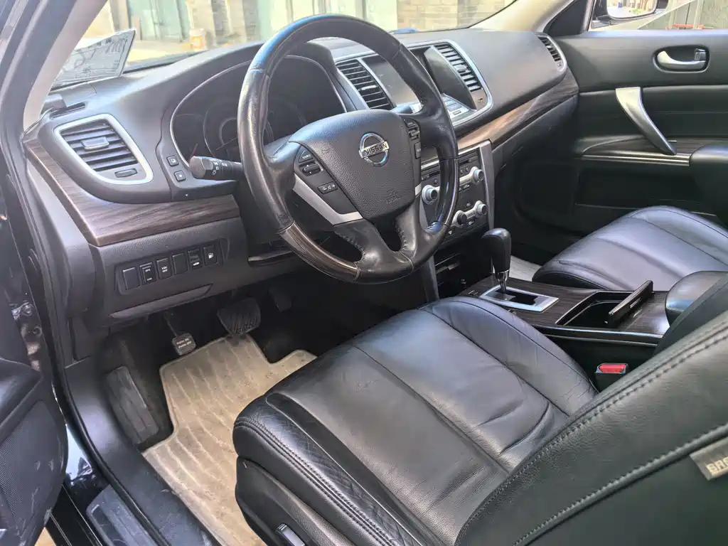 NISSAN TEANA 2012