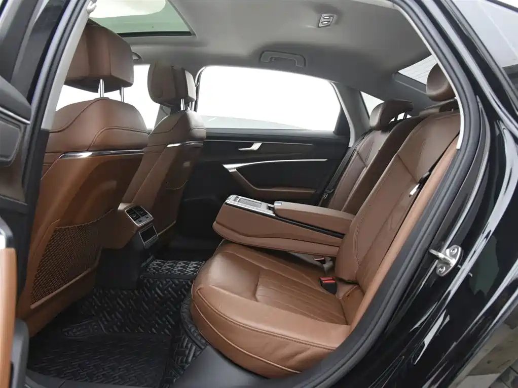 AUDI A6L 2021