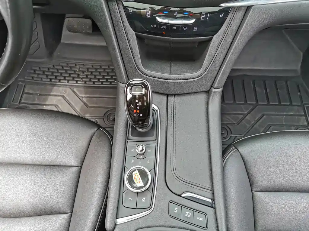 CADILLAC XT5 2020