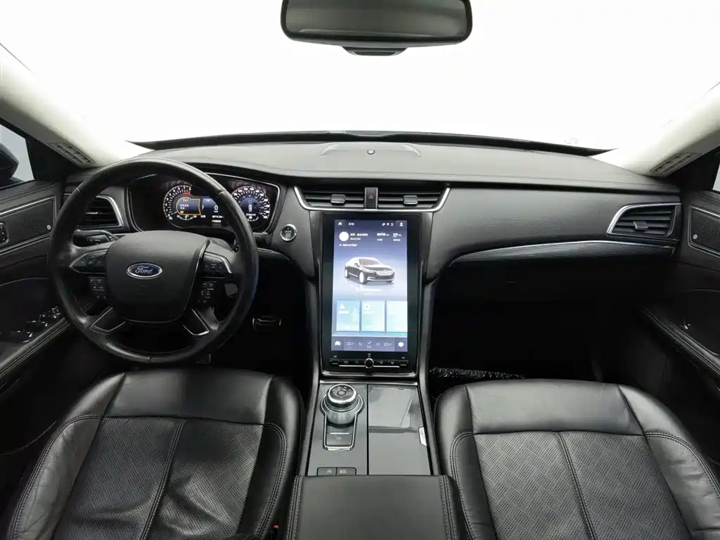 FORD TAURUS 2020