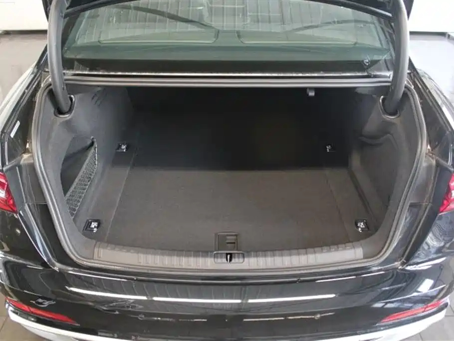 AUDI A6L 2024