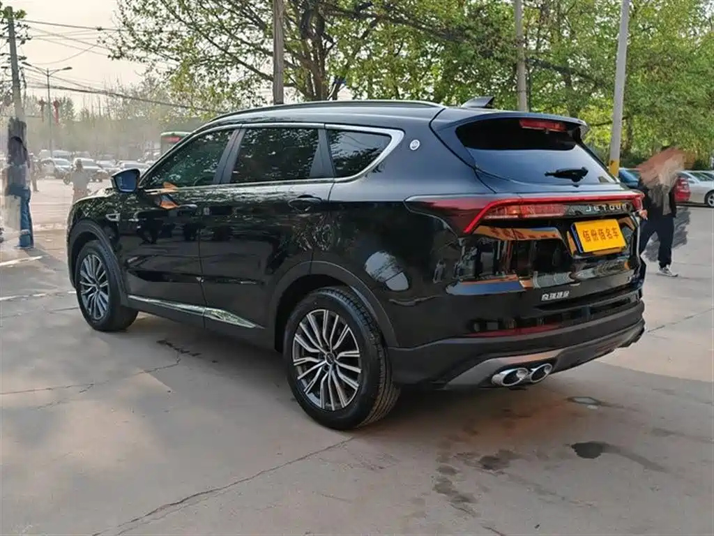 JETOUR X70 PLUS 2023