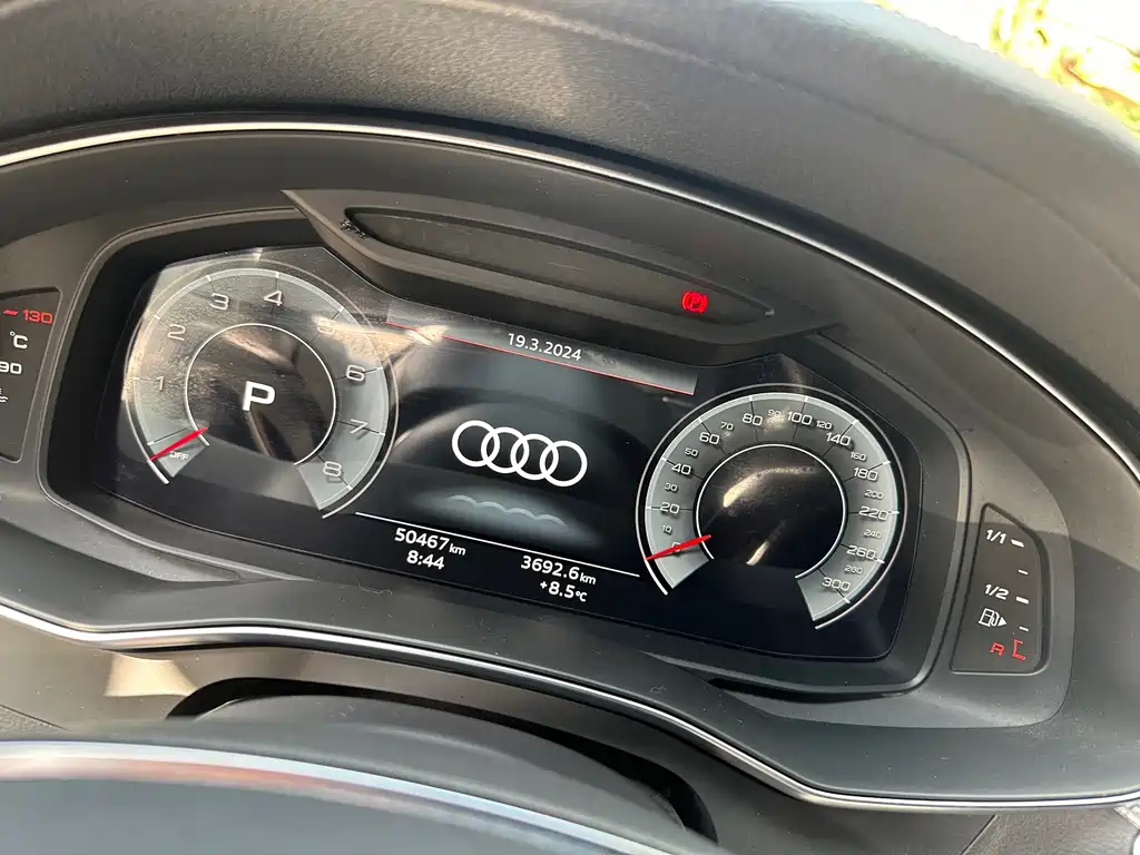 AUDI A6L 2021