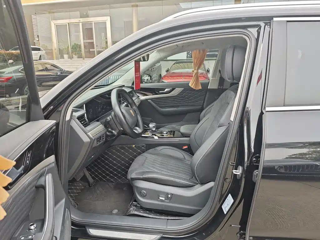 HONGQI HS5 2023