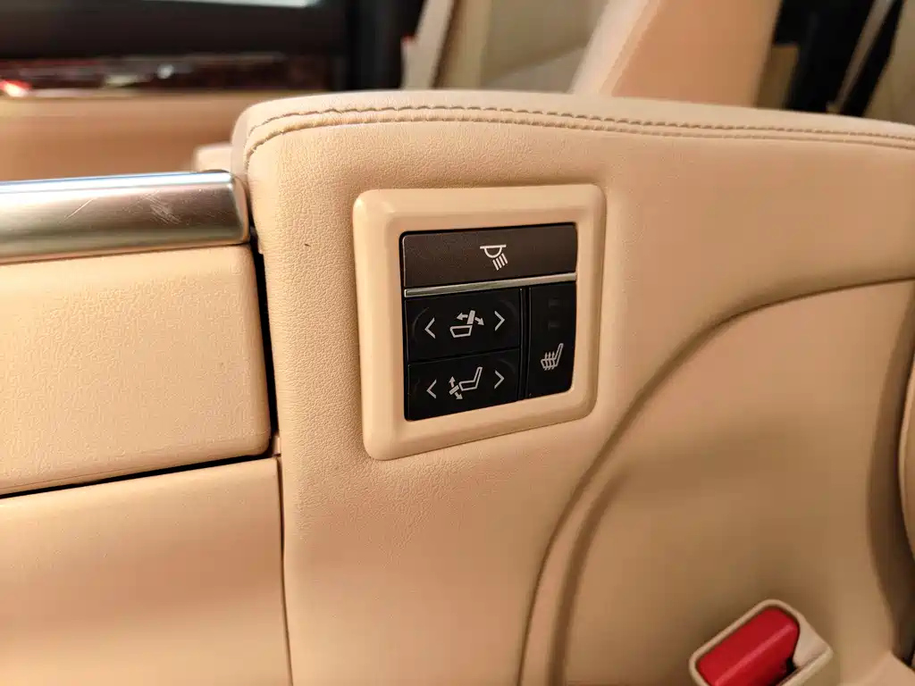 TOYOTA ALPHARD 2018