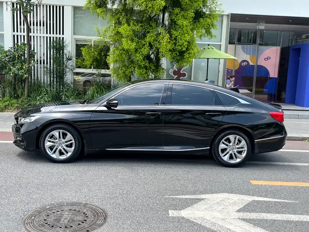 HONDA ACCORD 2021