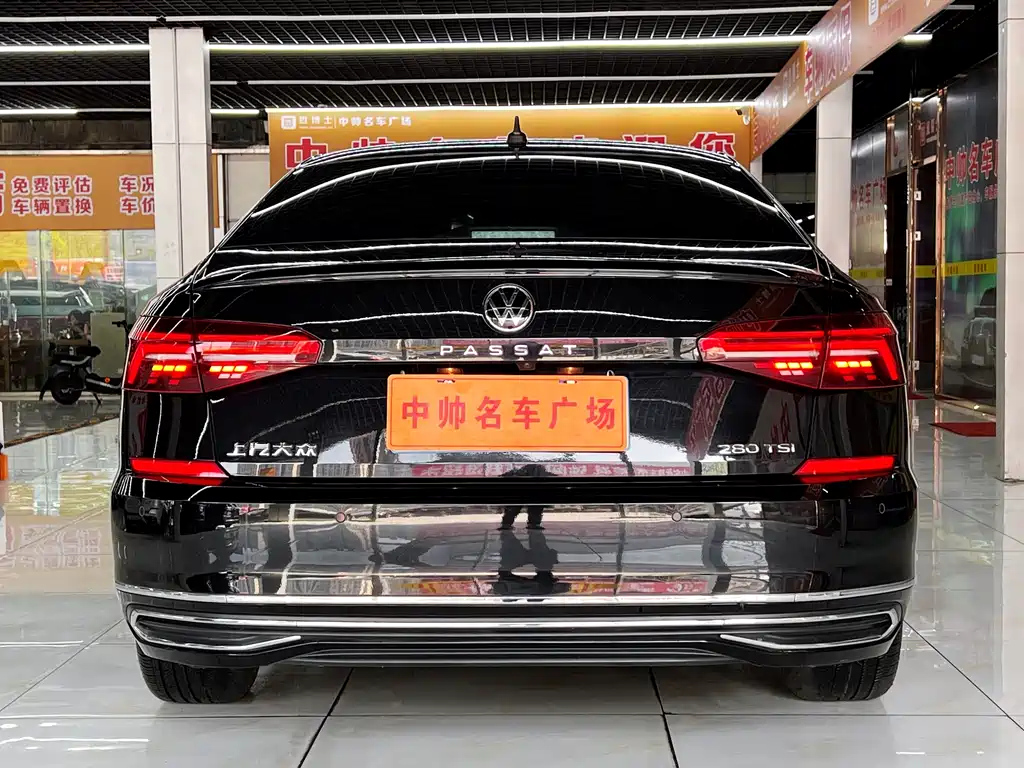 VOLKSWAGEN PASSAT 2021