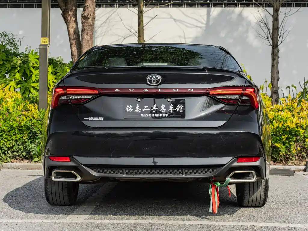 TOYOTA AVALON 2022