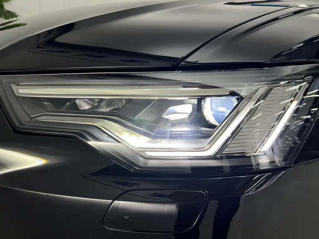 AUDI A6L 2023