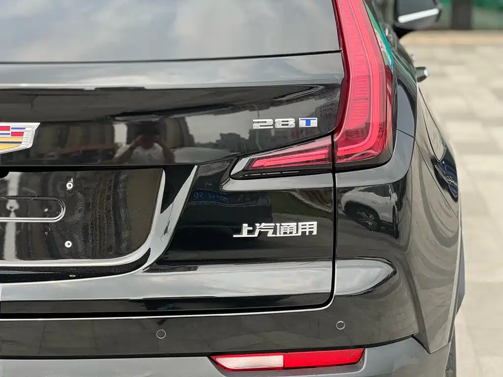 CADILLAC XT4 2022