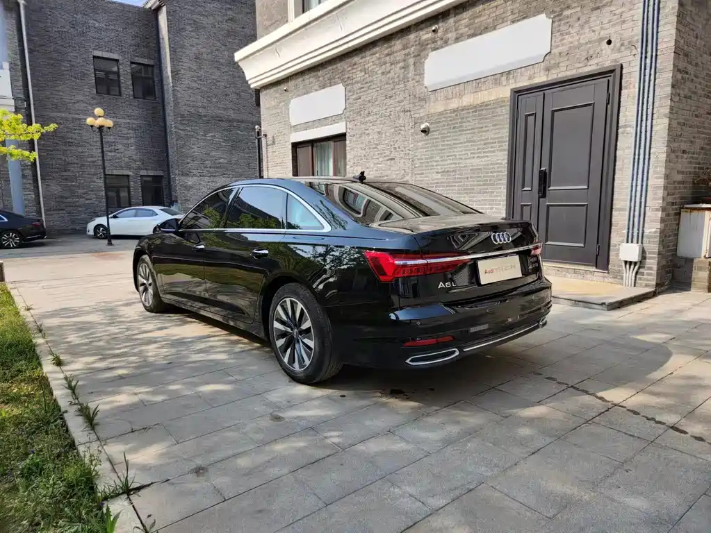 AUDI A6L 2021