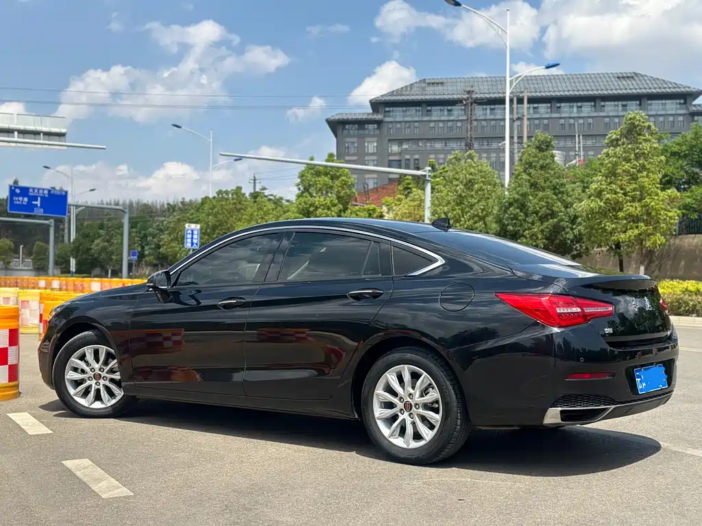 HONGQI H5 2020