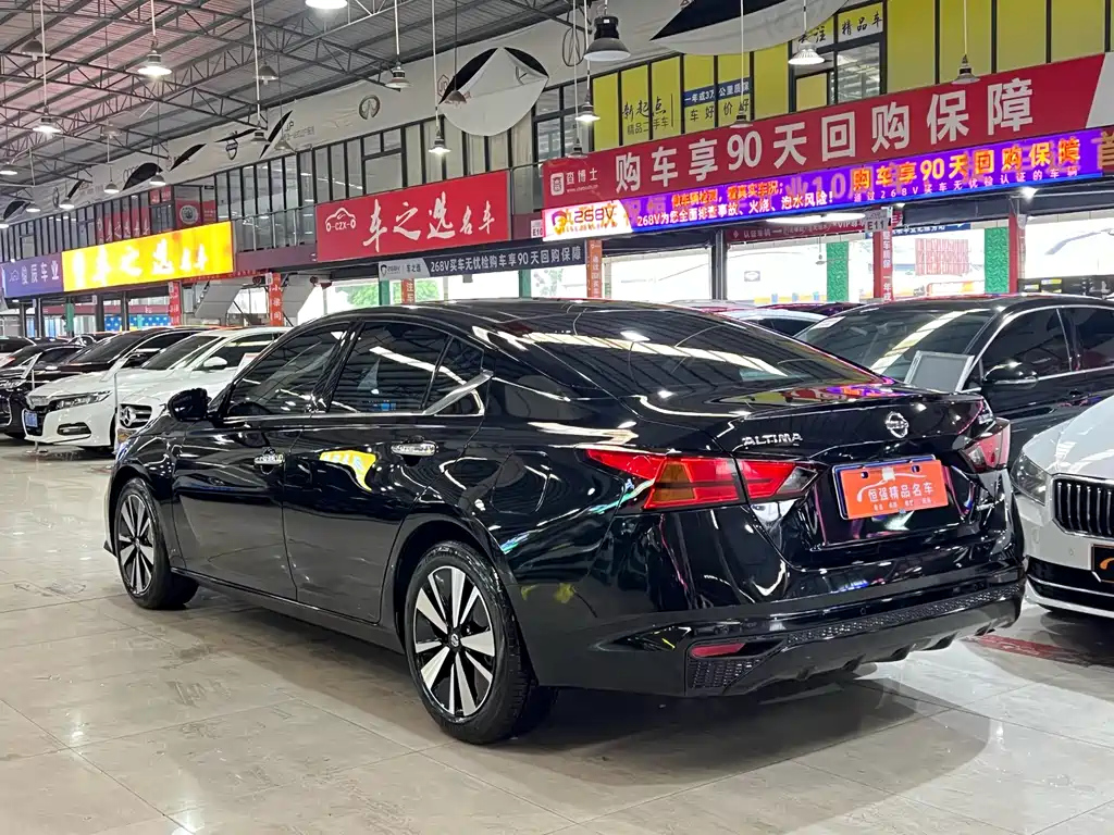 NISSAN TEANA 2021