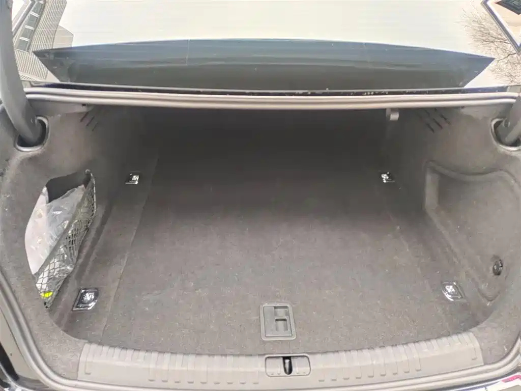 AUDI A6L 2023