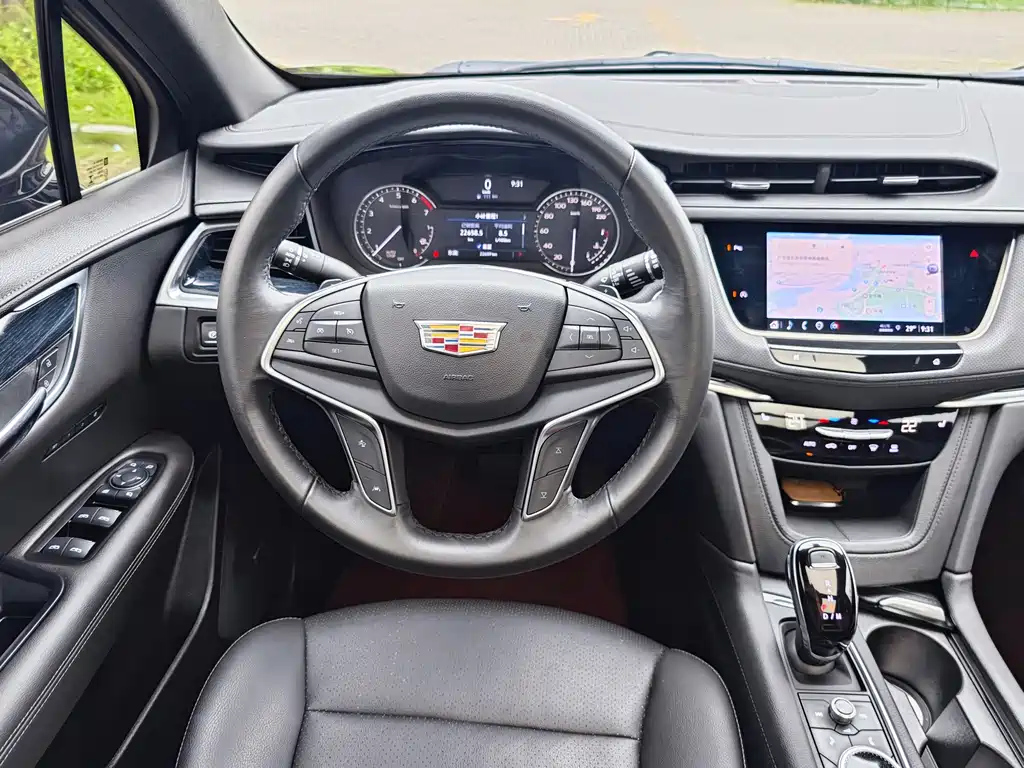 CADILLAC XT5 2023