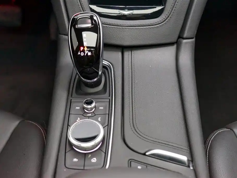 CADILLAC XT6 2020