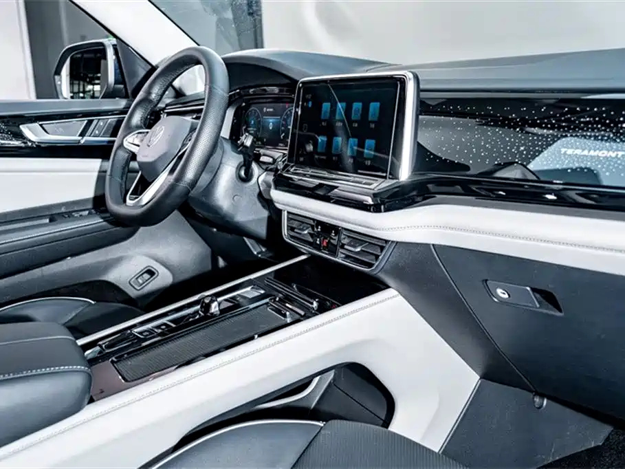 VOLKSWAGEN TOURAN 2022