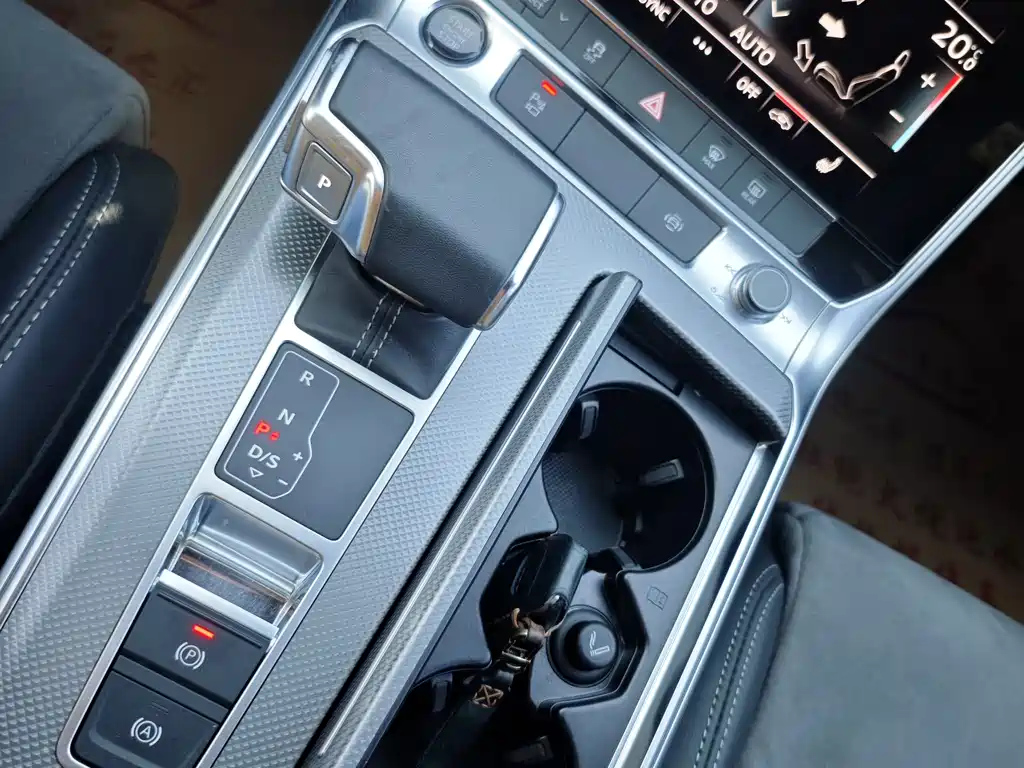 AUDI A6L 2021