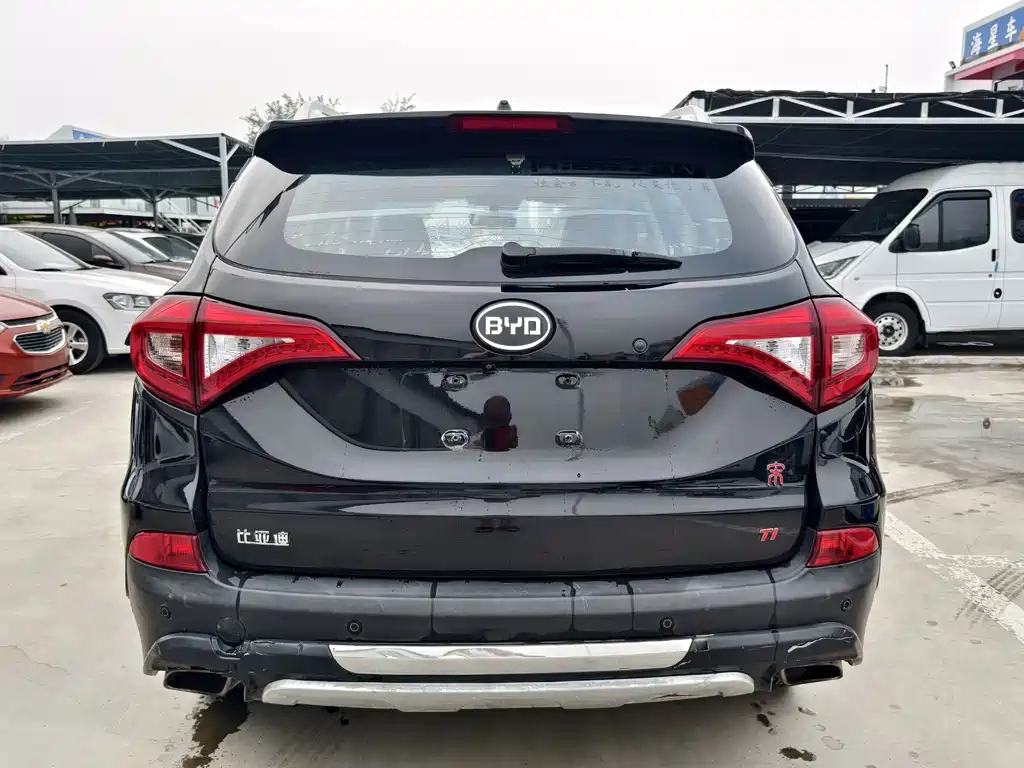 BYD SONG 2016