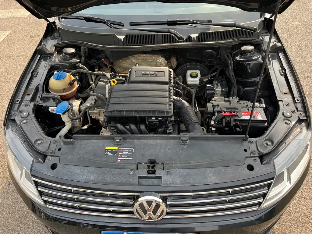 VOLKSWAGEN LAVIDA 2016