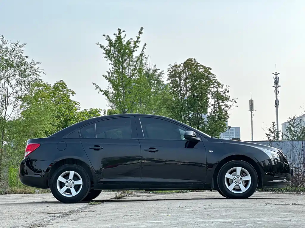 CHEVROLET CRUZE 2013