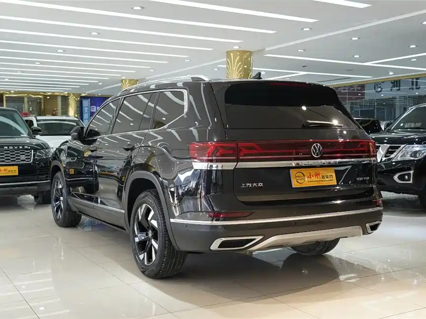 VOLKSWAGEN TOURAN 2021