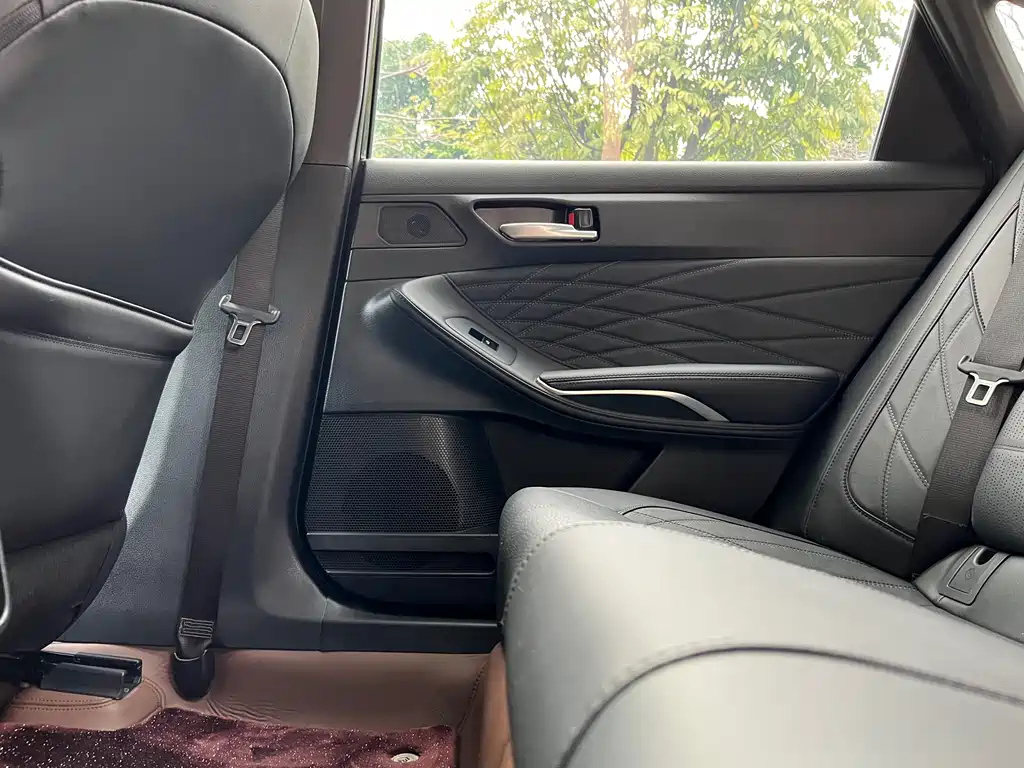 TOYOTA AVALON 2020