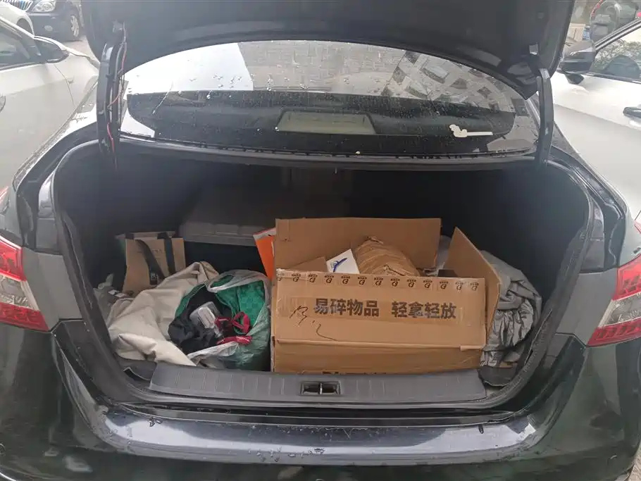 NISSAN SYLPHY 2013