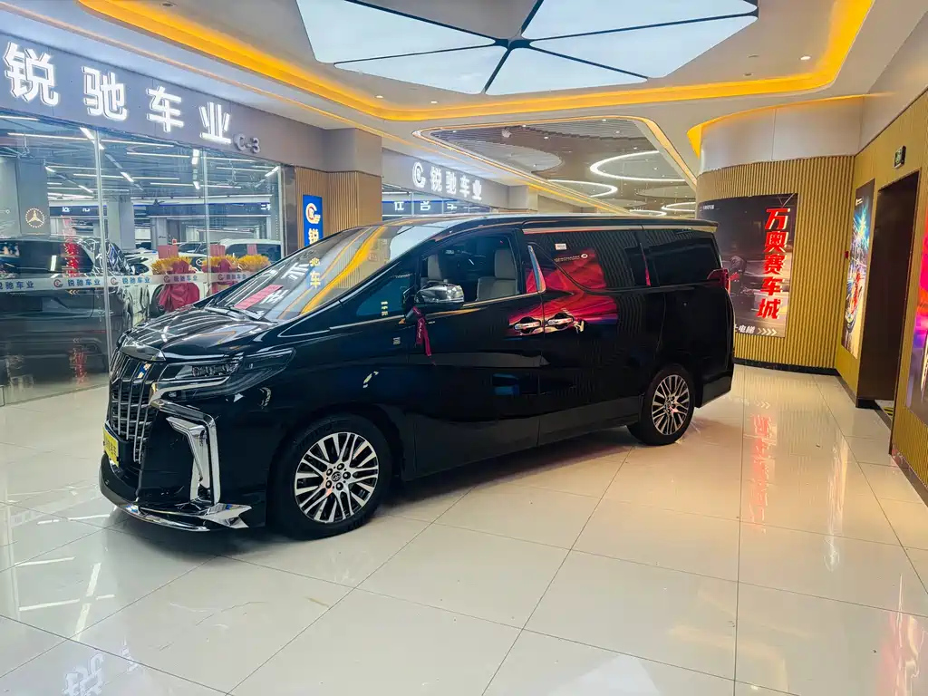 TOYOTA ALPHARD 2018