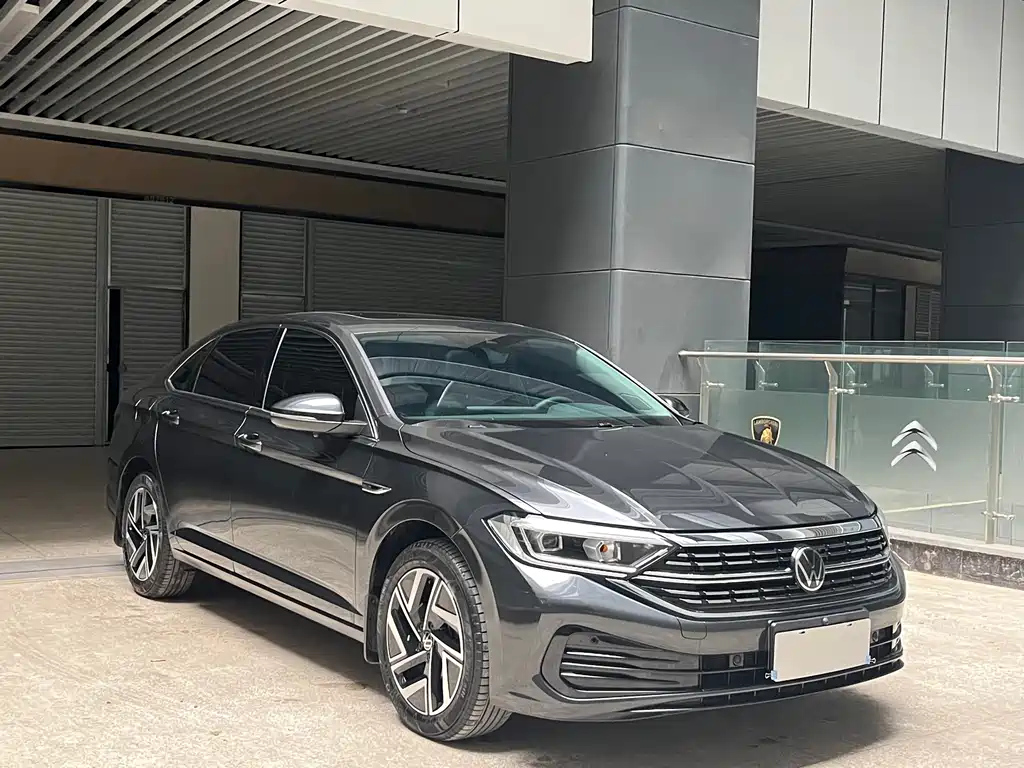 VOLKSWAGEN SAGITAR 2023