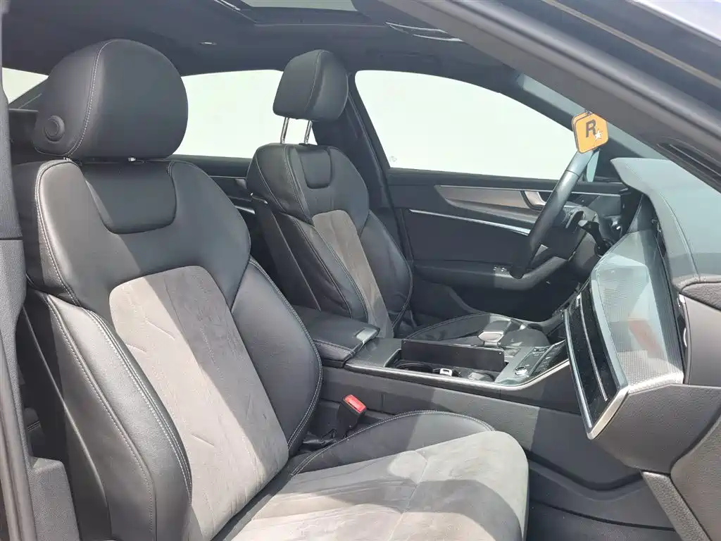 AUDI A6L 2022