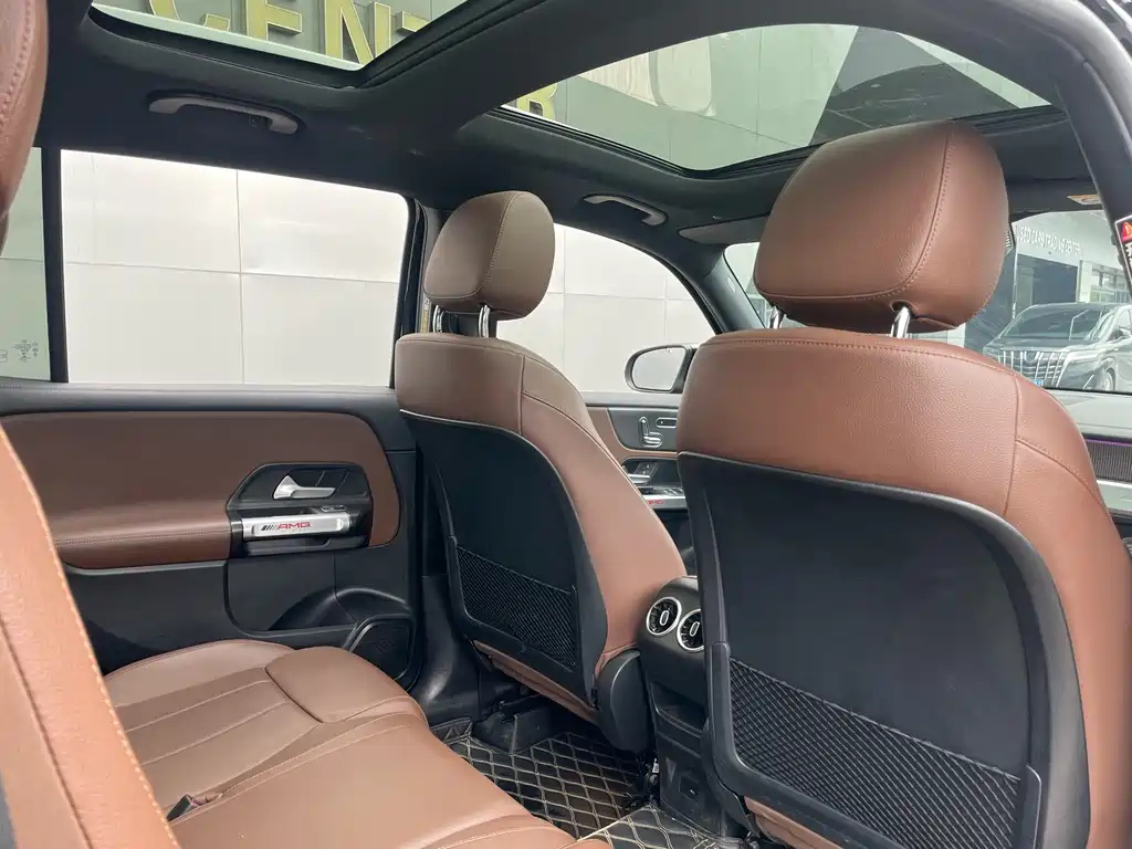 MERCEDES BENZ GLB 2021
