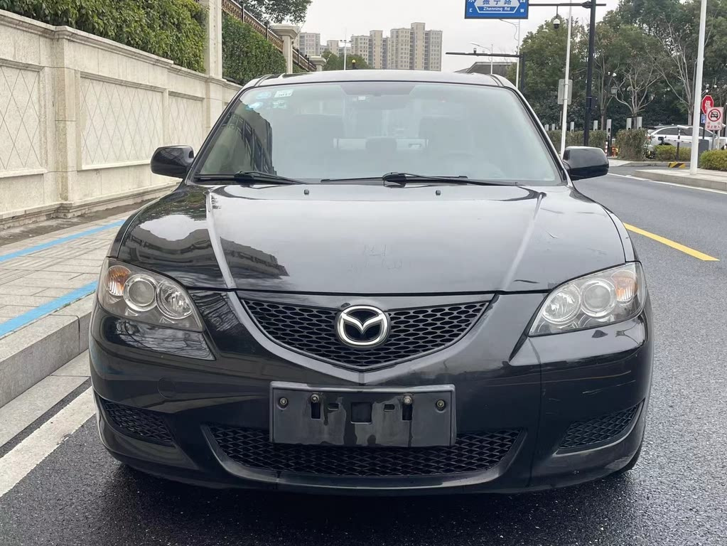 MAZDA 3 2008