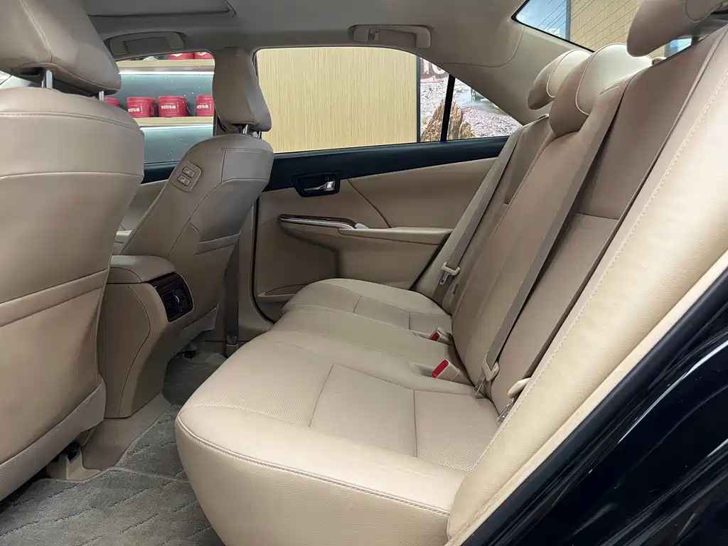 TOYOTA CAMRY 2014