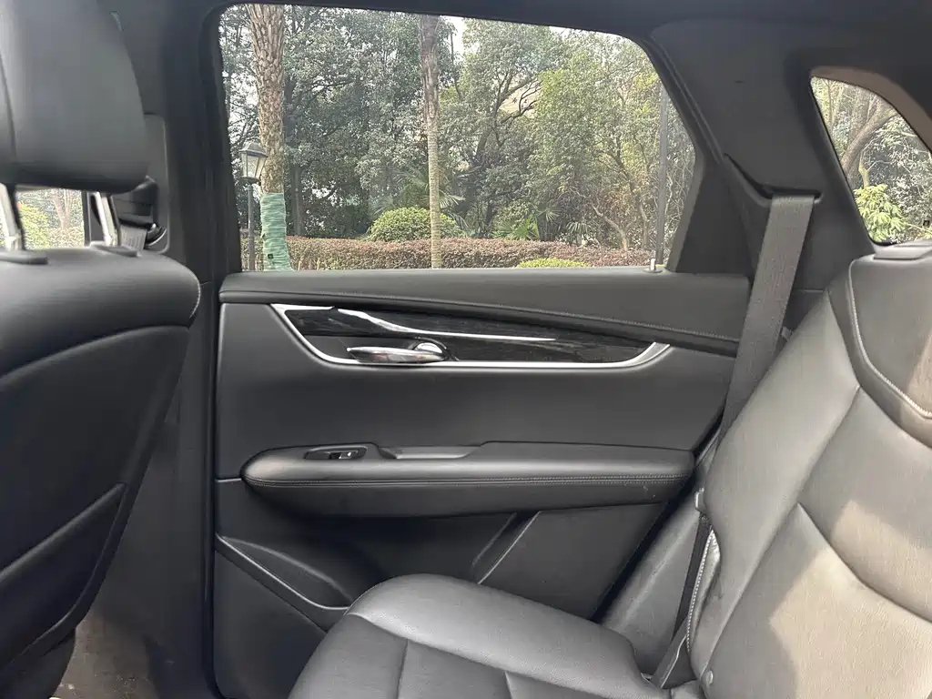 CADILLAC XT5 2020