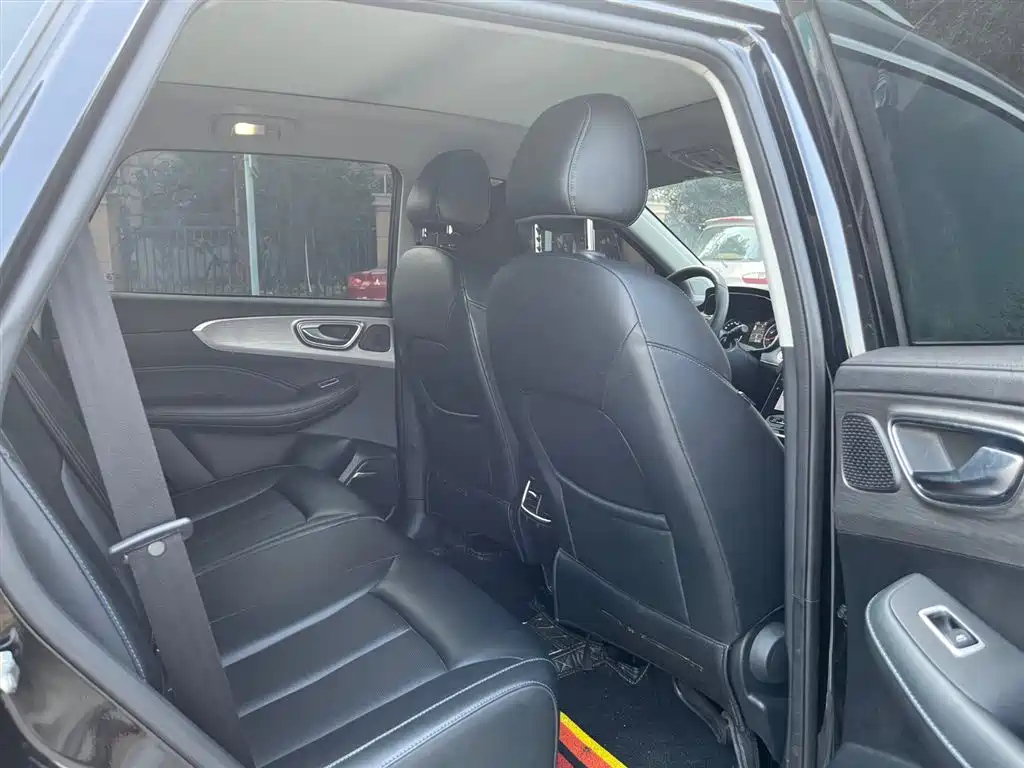 ROEWE RX5 2020