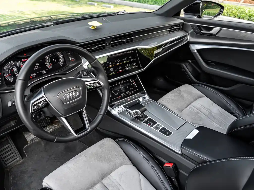 AUDI A6L 2020