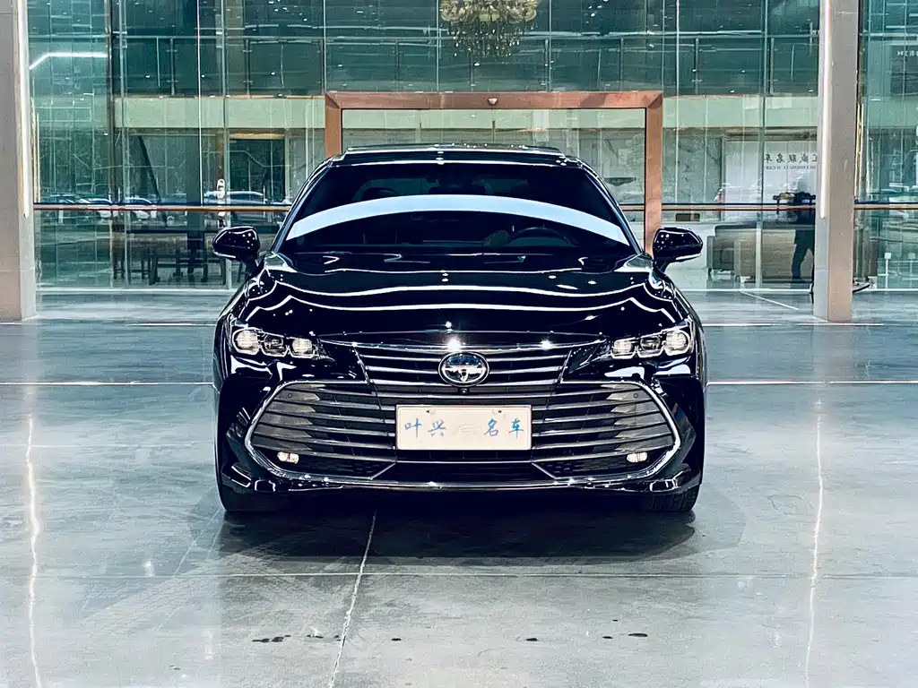 TOYOTA AVALON 2019
