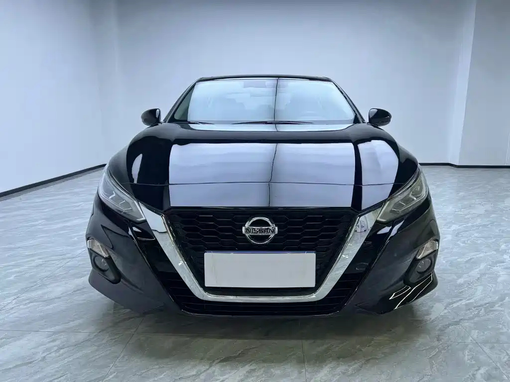 NISSAN TEANA 2022