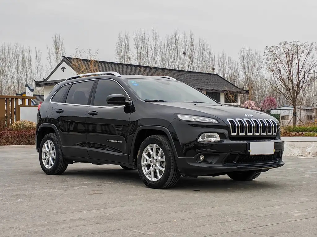 JEEP CHEROKEE 2017