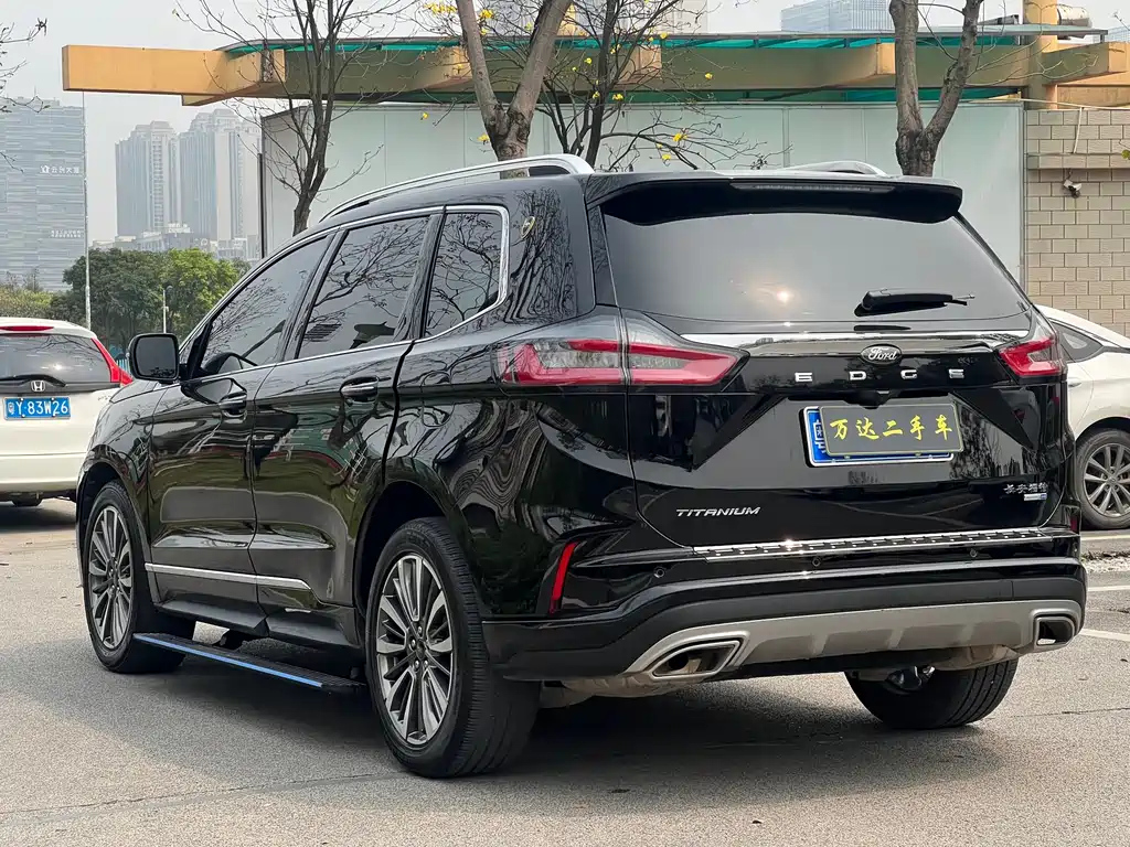 FORD EDGE 2021