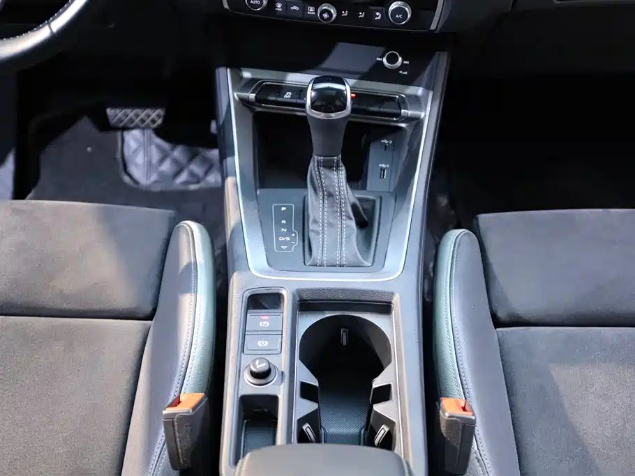 AUDI Q3 2020