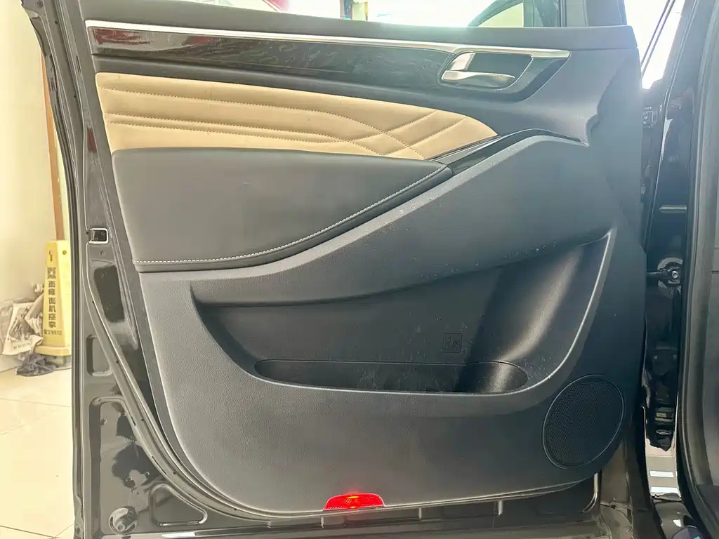 TRUMPCHI M8 2022