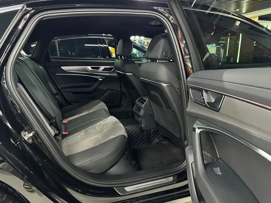 AUDI A6L 2023