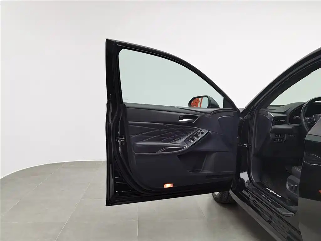 TOYOTA AVALON 2019