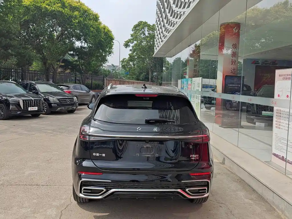 HONGQI HS5 2023